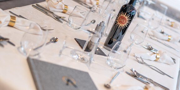 Tischkultur - Genusslokal - Hotel Alpenblick - Huben