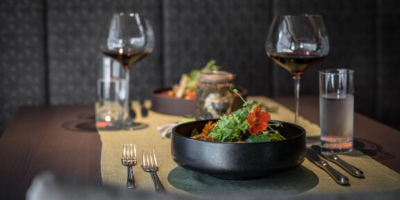 Vier_Essen - VIER - Studios & Restaurant - Längenfeld