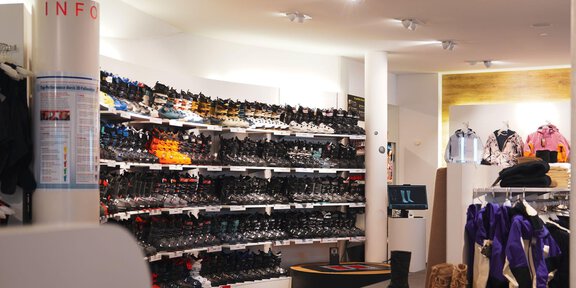 innen 4 - Intersport Glanzer Giggijochbahn | Shop 11 - Sölden