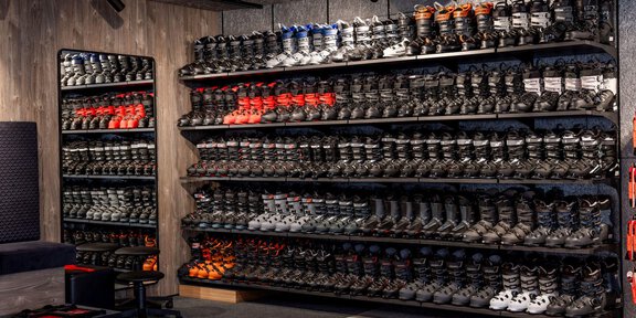 1914 - Sport4You Filiale Giggijoch - Sölden