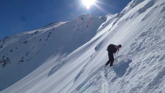 Perfekte Spitzkehrentechnik ist Voraussetzung - Ötztal