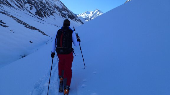 The entrance to the Gaisberg valley is on the orographically left side of the valley - Ötztal