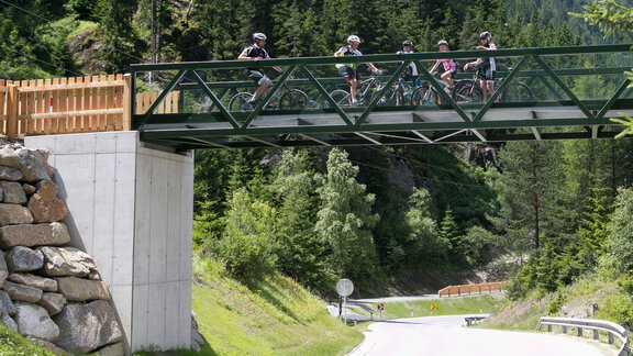 Ötztal Radweg (Überführung bei Aschbach) - Judith Schöpf