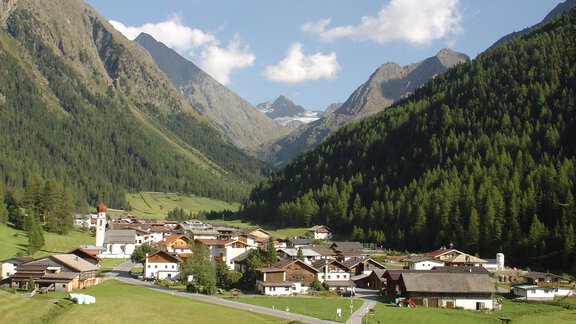 Dorf - Foto - Hotel Schöpf - Gries