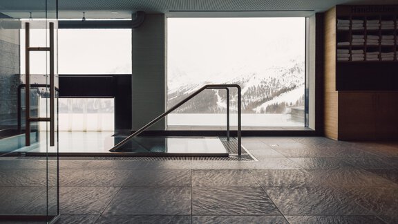 Infinitypool 4*S Hotel Schöne Aussicht - 4 * Superior Hotel Schöne Aussicht - Hochsölden