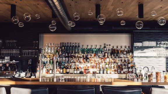 Skybar 4*S Hotel Schöne Aussicht - 4 * Superior Hotel Schöne Aussicht - Hochsölden