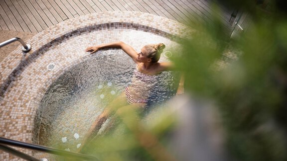 Solepool - Naturhotel Waldklause - Längenfeld