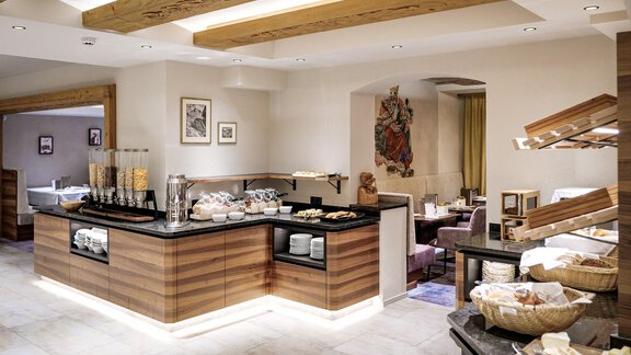Buffet2 - Hotel & Apartment Alpenland - Obergurgl 