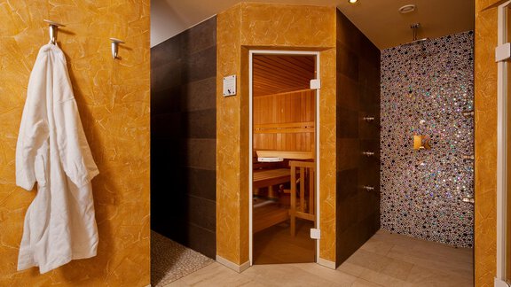 Sauna Regendusche - Kopie - Alp Resort Tiroler Adler - Sölden