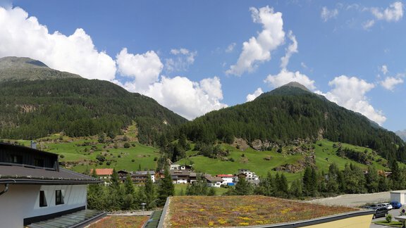 Blick zum Brunnenkogl - Appartement Kathi Scheiber - Sölden
