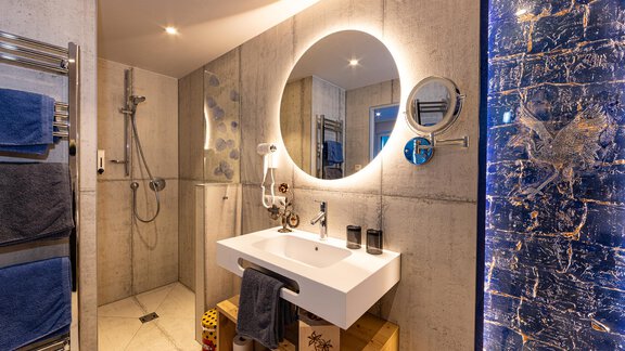 Clemantis Dusche Foto Lorenzi - Appartements Lorenzi - Sölden