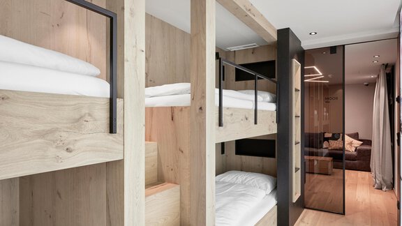 Room#6_03_web_Christoph Noesig PHOTOGRAPHY - Chalet White Pearl by MYALPS - Sölden