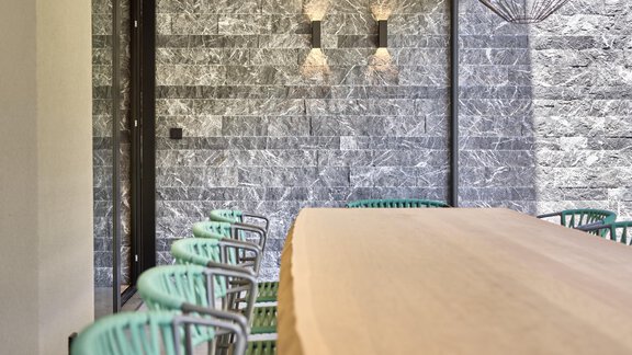 Außen_35_web_Christoph Noesig PHOTOGRAPHY - Chalet White Pearl by MYALPS - Sölden