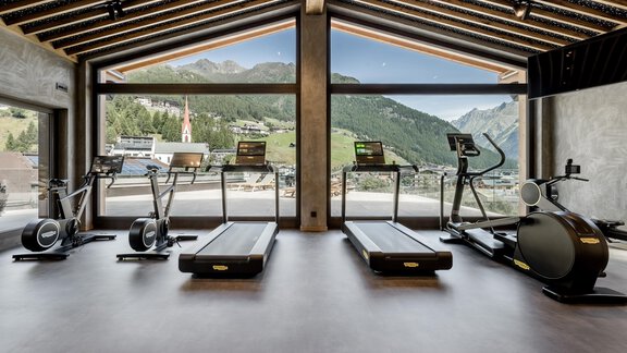 Summit Cardio Fitness - Das Central - Alpine . Luxury . Life - Sölden