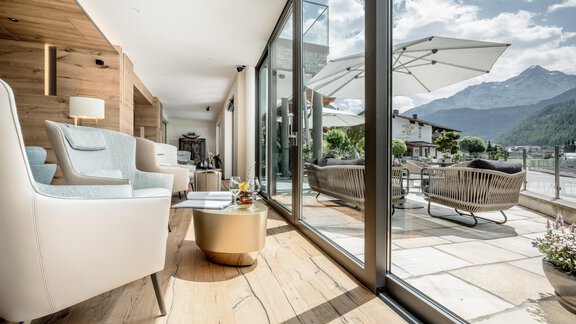 Living Lounge - Das Central - Alpine . Luxury . Life - Sölden