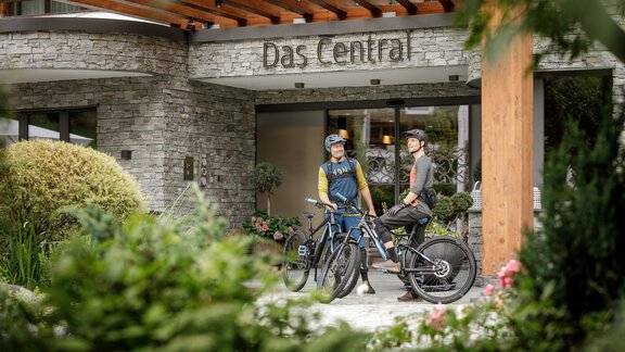 Geführte Biketouren mit unseren Aktivguides - Das Central - Alpine . Luxury . Life - Sölden