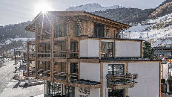 Outside View - Edelweiss echt.charmant. - Sölden