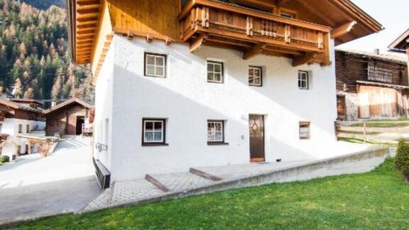 Screenshot_20231014_180259_Bookingcom - Farmerhouse - Sölden