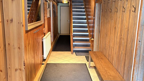 Hausgang/ Diele - Ferienhaus Kaspers - Sölden