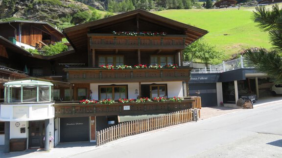 Hausansicht - Forsthaus Falkner - Sölden