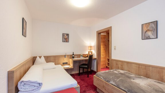 Doppelzimmer 1 - 2 Personen - Garni Jaqueline - Sölden