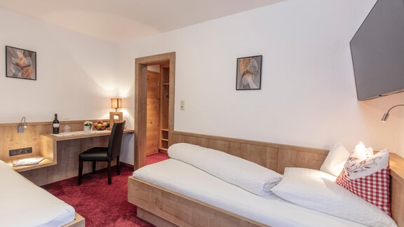 Doppelzimmer 1 - 2 Personen - Garni Jaqueline - Sölden