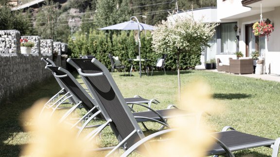Summer garden - Garni Rustica - Sölden