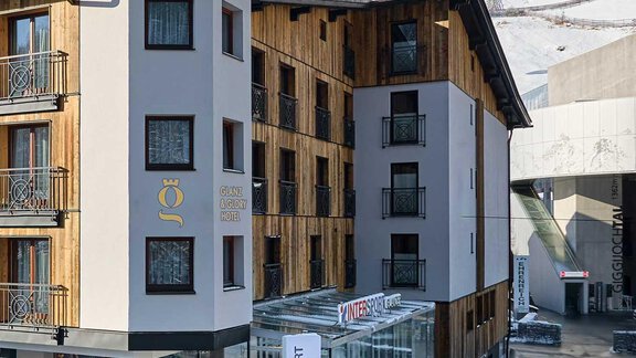 Außenansicht Glanz & Glory Hotel - Sölden