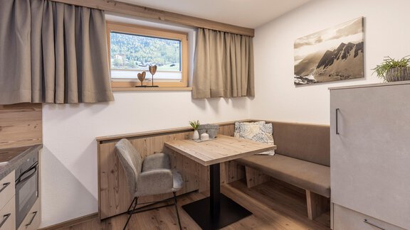 Küche Untergeschoß - Gustl's Ferienhäusl - Sölden