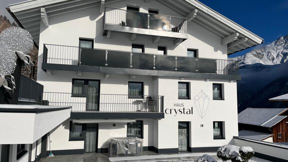 Aussenansicht Winter - Haus Crystal - Sölden
