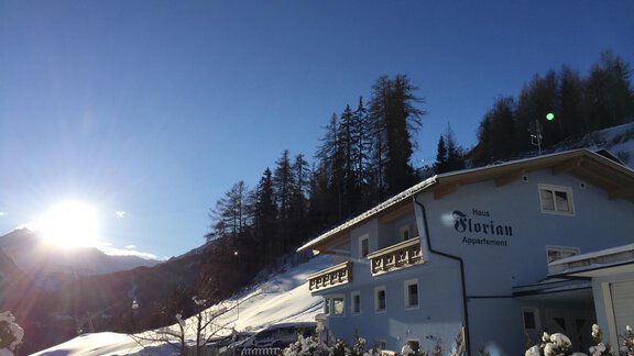 Haus Florian Winter hinten - Sölden