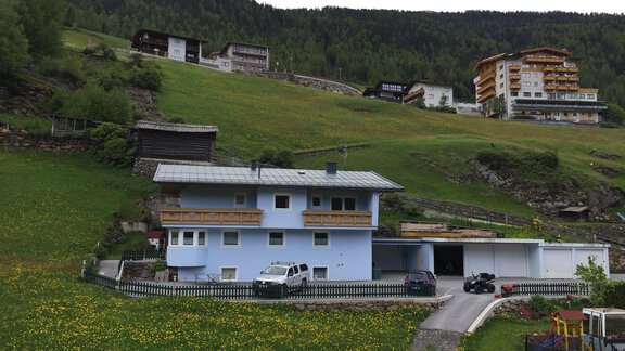 Sommer seite Haus Florian - Sölden
