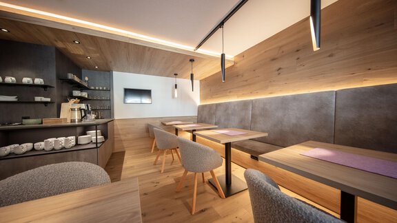 Fruehstucksraum-01 - Haus Sonnwend - Sölden