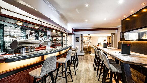 Hotelbar - Hotel Alpina - Sölden