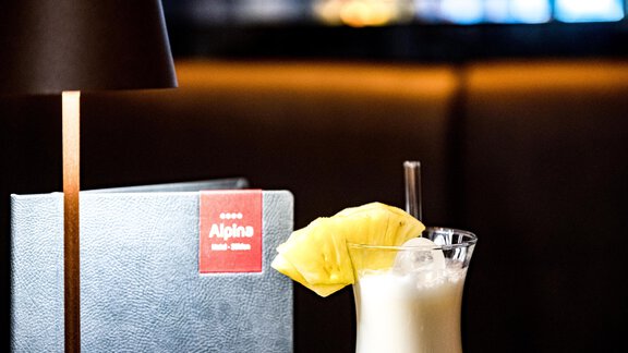 Hotelbar - Hotel Alpina - Sölden