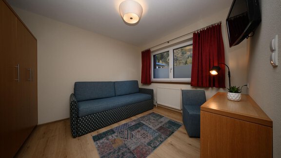 Junior Suite Wohn-Schlafbereich - Hotel Garni Maria Theresia - Sölden