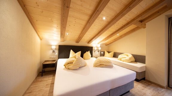 Bedroom Top5 - Hotel Garni Schönblick Apart - Sölden