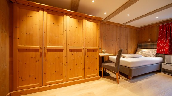 Bedroom 1 Top6 - Hotel Garni Schönblick Apart - Sölden