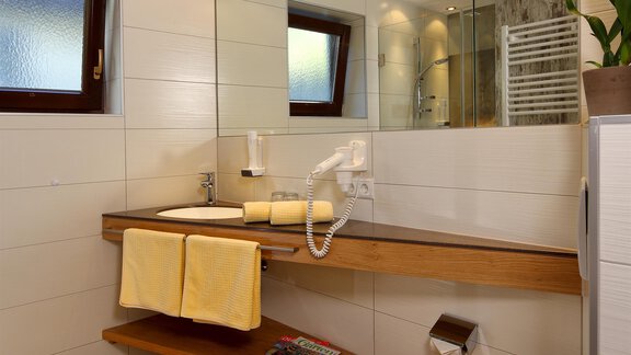 Bad Kat. Aplus und B - Hotel Sportpension Carinthia - Sölden