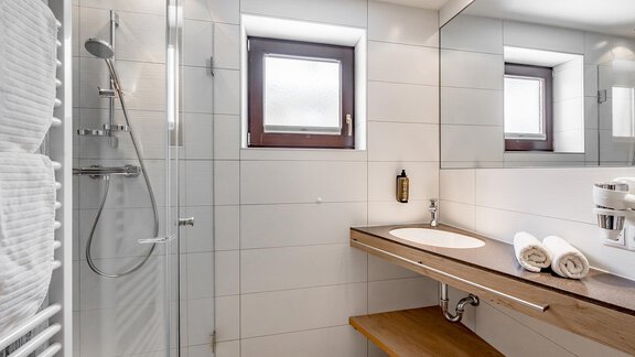 carin_zimmer_katB_2 - Hotel Sportpension Carinthia - Sölden