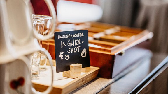 Frühstück - Hotel Sportpension Carinthia - Sölden