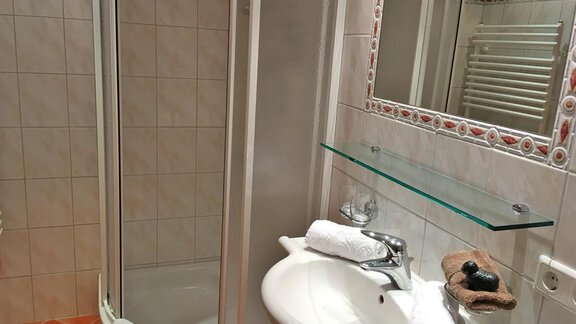 Badezimmer - Landhaus Vinzenz - Sölden