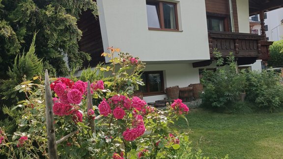 Im Rosengarten - Michls Hoamat Appartement - Sölden