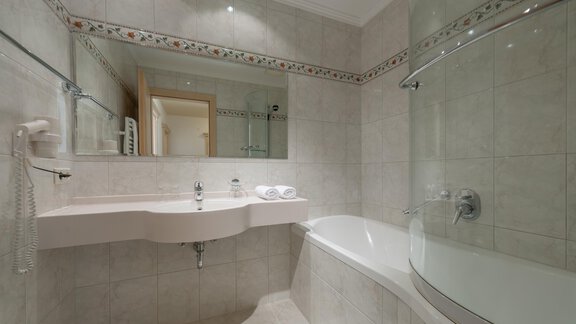 131021_144903 (2) - THE RIVER by Regina - Sölden