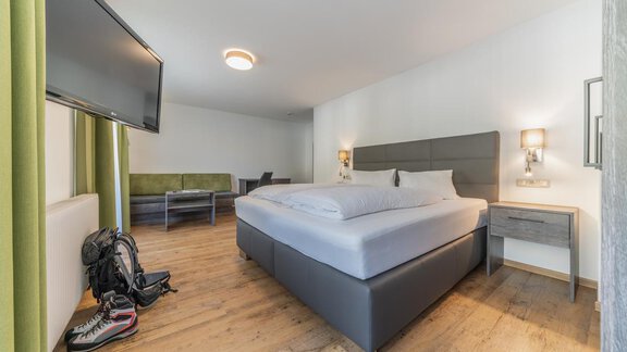 Zimmer neu mit Westbalkon und Couch-3 - Hotel Similaun - Vent