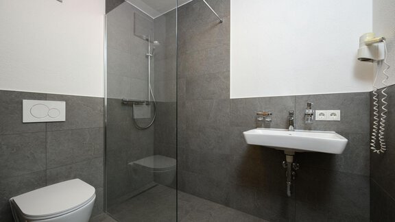 Badezimmer Classic - Gästehaus Judith - Zwieselstein