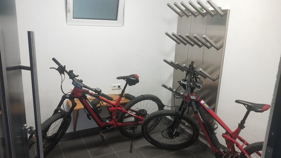 Skikeller / Bikeraum - Haus Am Mühlroan - Zwieselstein