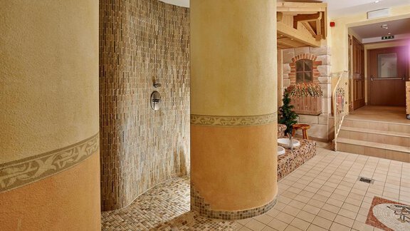 Wellnessbereich - Hotel Schöpf - Gries