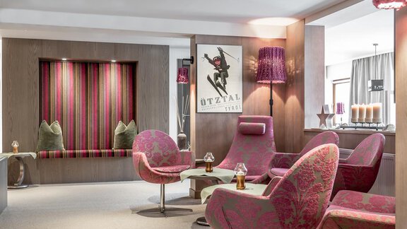 Hotellounge - MEIN WURMKOGEL-IHR WOHLFÜHLHOTEL boutique superior - Hochgurgl