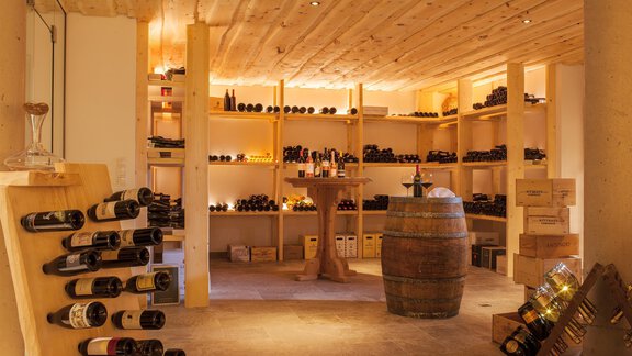 Peters Weinkeller - Hotel Falknerhof, am Ursprung - Niederthai